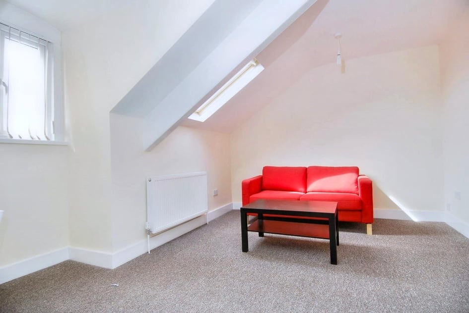 17 Woodland Terrace,, Greenbank, Plymouth - Image 1